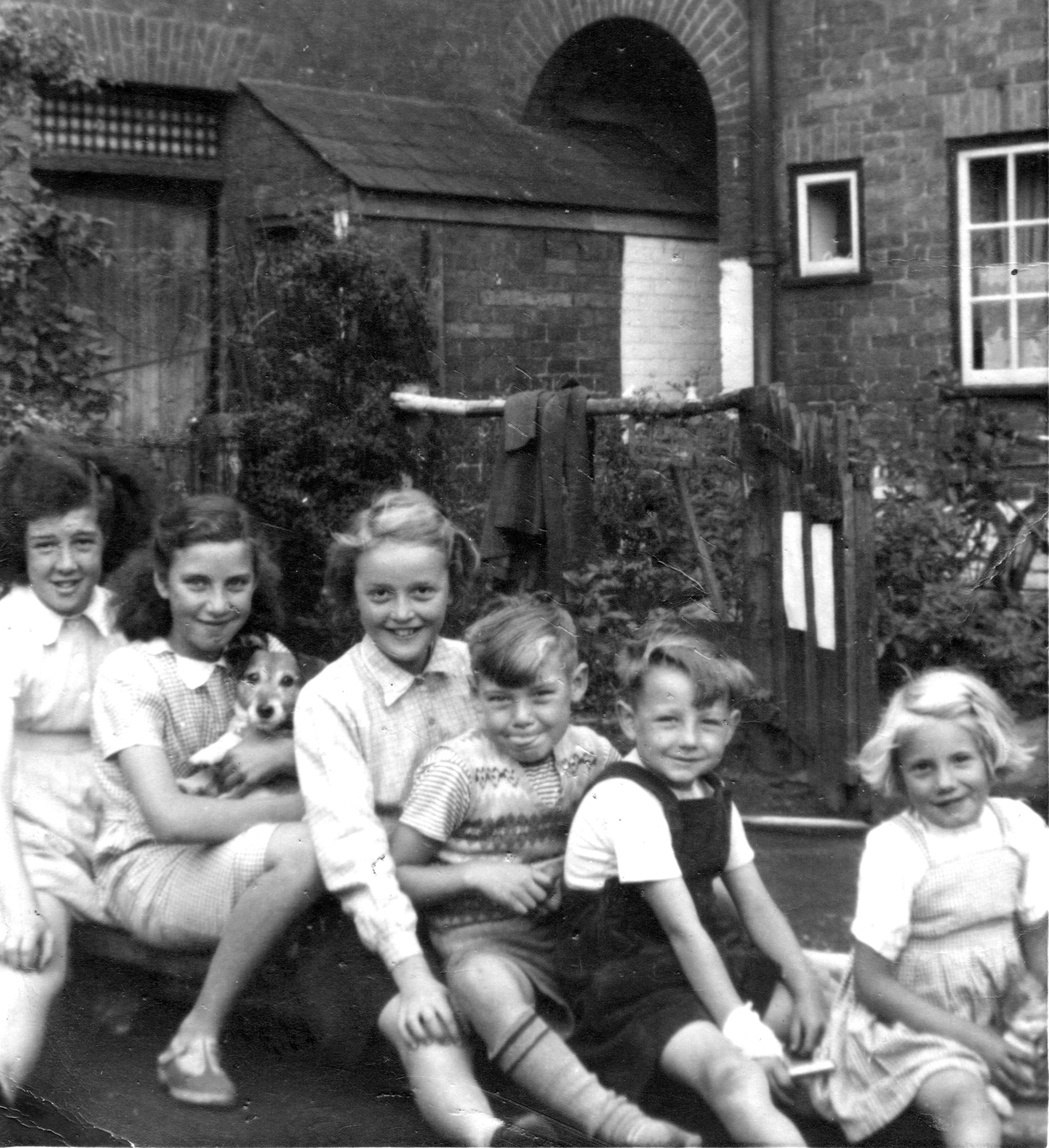  Photograph from right to left.<br/>
					Valery Jevons, Ernie Sealey, Roy Parker <br/> (I think his name was Roy).<br/> Ann Weaver, Rosemary Parker,<br/> Joyce Jevons.
					